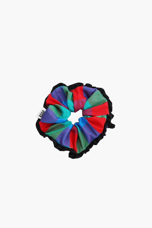 Margot scrunchie in green and red check