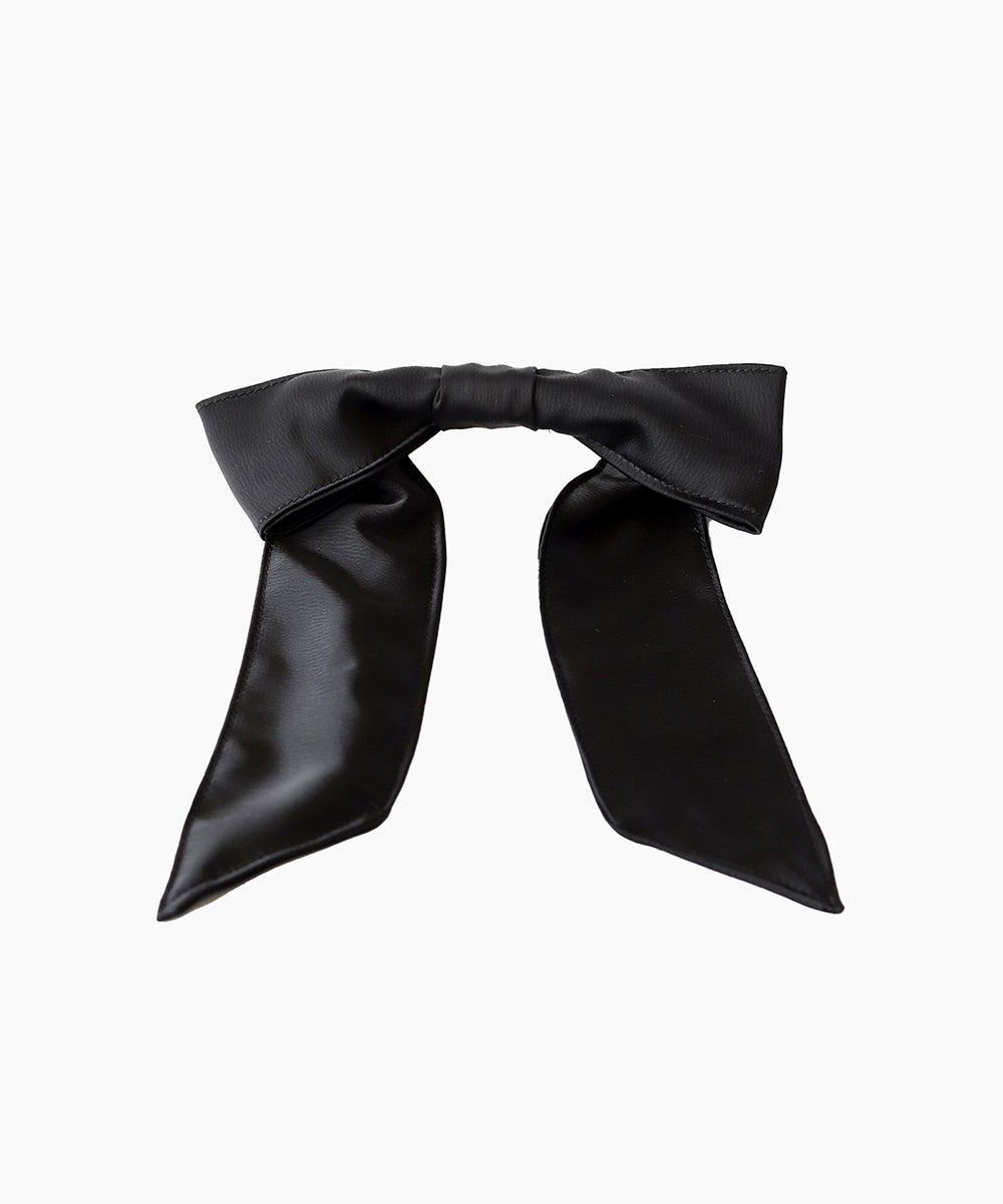 Evelyn bow in black satin – ROOP