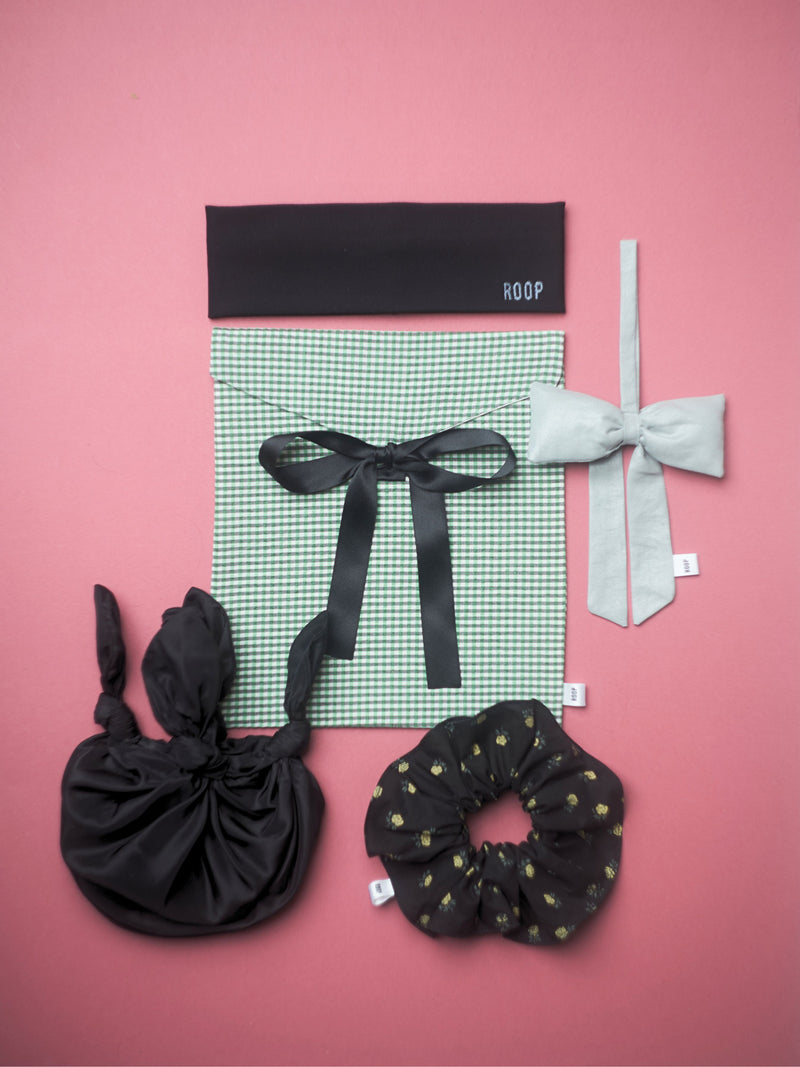Keepsake pouch in green check
