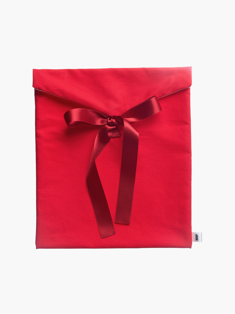 Keepsake pouch in red